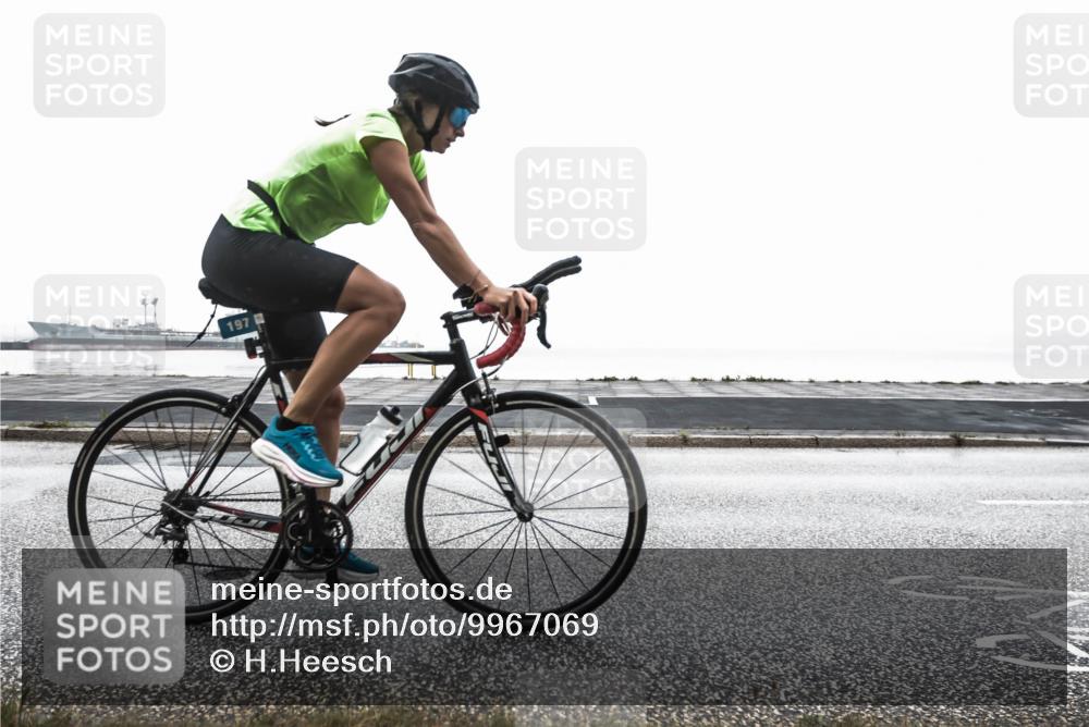 16.08.2026 - KN Förde Triathlon 2026 H.Heesch http://msf.ph/oto/9967069 16.08.2026 09:48:08 Radfahren 103, 110, 142, 197, 537 meine-sportfotos.de