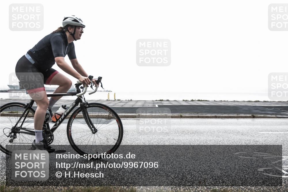 16.08.2026 - KN Förde Triathlon 2026 H.Heesch http://msf.ph/oto/9967096 16.08.2026 09:48:33 Radfahren 153, 168, 195, 225, 230, 243, 250, 252 meine-sportfotos.de