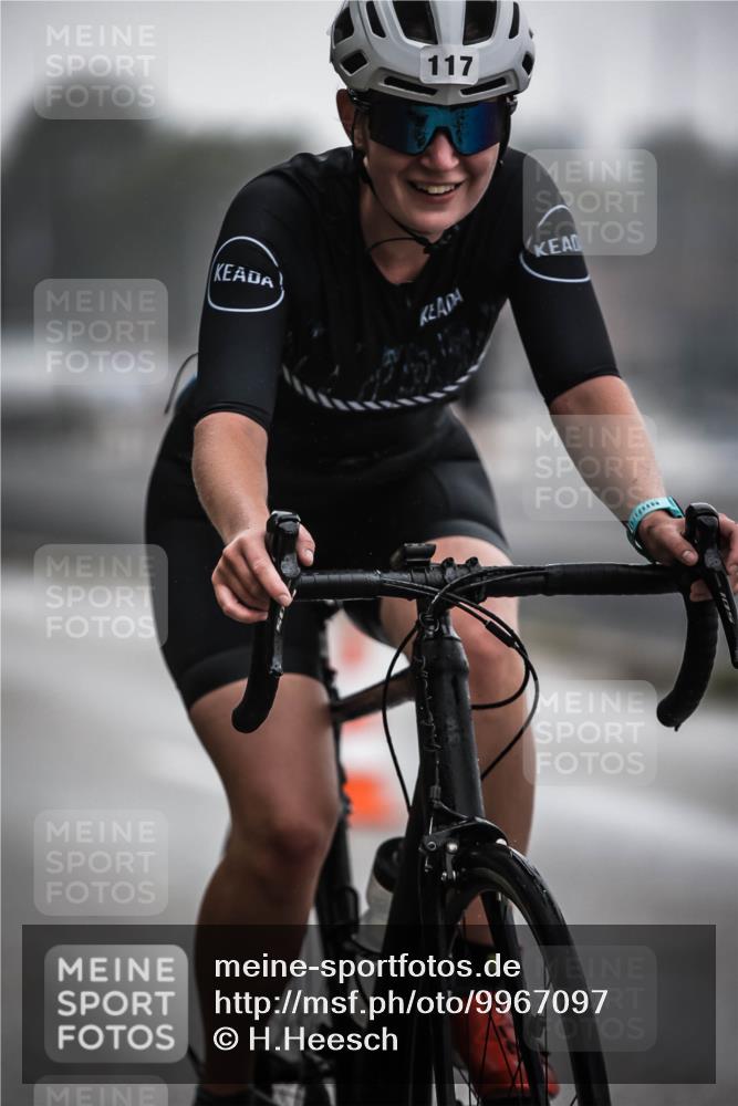 16.08.2026 - KN Förde Triathlon 2026 H.Heesch http://msf.ph/oto/9967097 16.08.2026 09:31:06 Radfahren 117, 130, 167, 182 meine-sportfotos.de