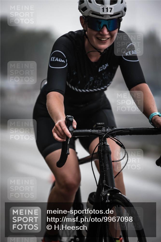 16.08.2026 - KN Förde Triathlon 2026 H.Heesch http://msf.ph/oto/9967098 16.08.2026 09:31:06 Radfahren 117, 130, 167, 182 meine-sportfotos.de