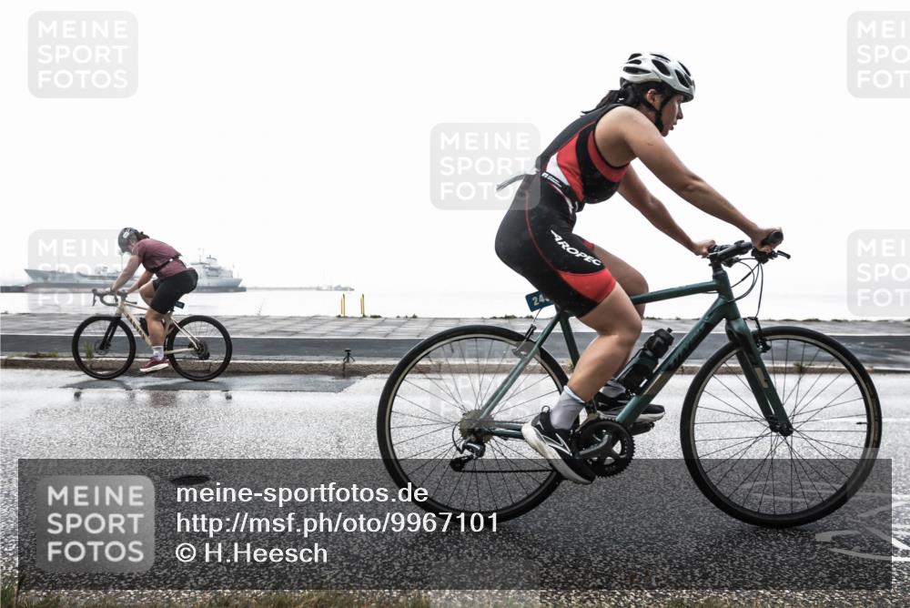 16.08.2026 - KN Förde Triathlon 2026 H.Heesch http://msf.ph/oto/9967101 16.08.2026 09:48:35 Radfahren 153, 172, 175, 188, 195, 225, 230, 243, 250 meine-sportfotos.de