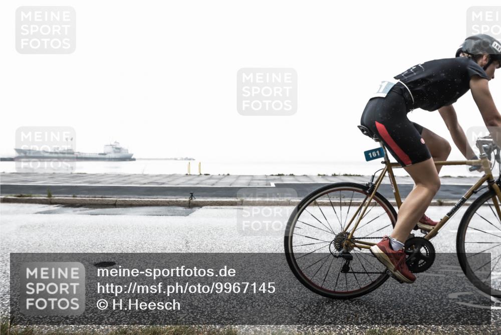 16.08.2026 - KN Förde Triathlon 2026 H.Heesch http://msf.ph/oto/9967145 16.08.2026 09:49:34 Radfahren 118, 122, 161, 166, 189, 191, 192, 253 meine-sportfotos.de