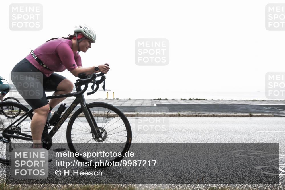 16.08.2026 - KN Förde Triathlon 2026 H.Heesch http://msf.ph/oto/9967217 16.08.2026 09:50:54 Radfahren 103, 176, 183 meine-sportfotos.de
