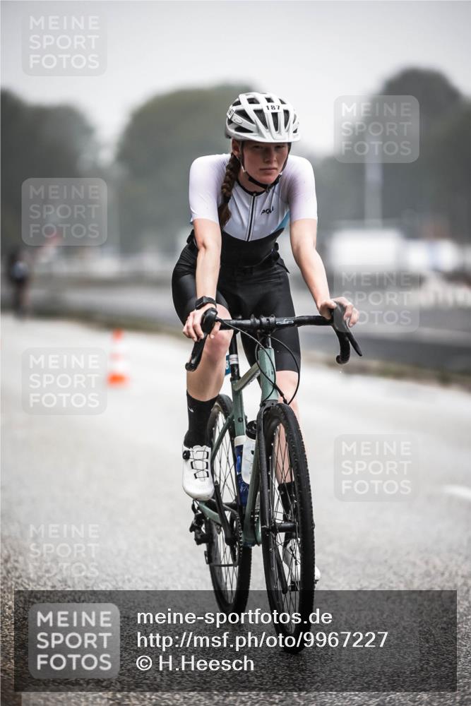 16.08.2026 - KN Förde Triathlon 2026 H.Heesch http://msf.ph/oto/9967227 16.08.2026 09:38:44 Radfahren 126, 166, 187, 192 meine-sportfotos.de