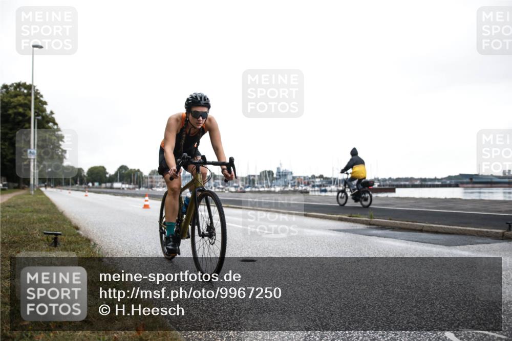 16.08.2026 - KN Förde Triathlon 2026 H.Heesch http://msf.ph/oto/9967250 16.08.2026 09:20:29 Radfahren 122, 130, 143 meine-sportfotos.de