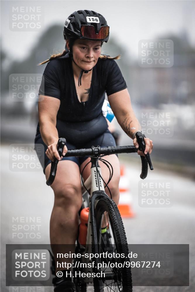 16.08.2026 - KN Förde Triathlon 2026 H.Heesch http://msf.ph/oto/9967274 16.08.2026 09:38:54 Radfahren 122, 128, 138, 156, 171, 181, 186 meine-sportfotos.de