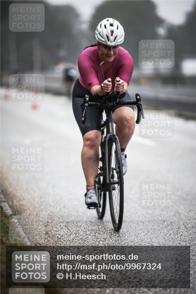 16.08.2026 - KN Förde Triathlon 2026 H.Heesch http://msf.ph/oto/9967324 16.08.2026 09:39:04 Radfahren 180, 183, 239 meine-sportfotos.de