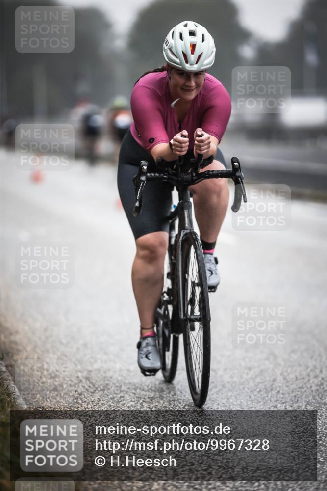 16.08.2026 - KN Förde Triathlon 2026 H.Heesch http://msf.ph/oto/9967328 16.08.2026 09:39:04 Radfahren 180, 183, 239 meine-sportfotos.de