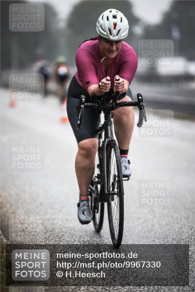 16.08.2026 - KN Förde Triathlon 2026 H.Heesch http://msf.ph/oto/9967330 16.08.2026 09:39:04 Radfahren 180, 183, 239 meine-sportfotos.de