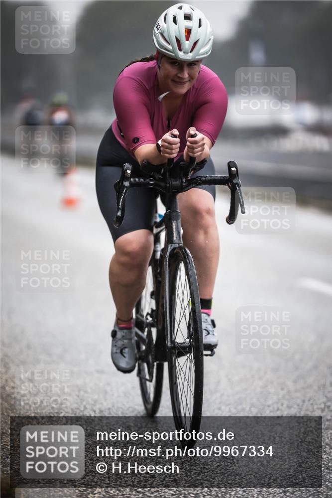 16.08.2026 - KN Förde Triathlon 2026 H.Heesch http://msf.ph/oto/9967334 16.08.2026 09:39:04 Radfahren 180, 183, 239 meine-sportfotos.de