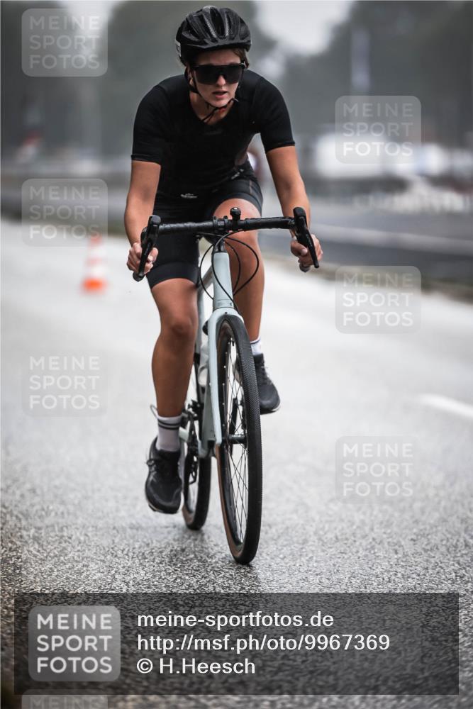 16.08.2026 - KN Förde Triathlon 2026 H.Heesch http://msf.ph/oto/9967369 16.08.2026 09:39:14 Radfahren 103, 117, 118, 177, 194, 203, 260 meine-sportfotos.de