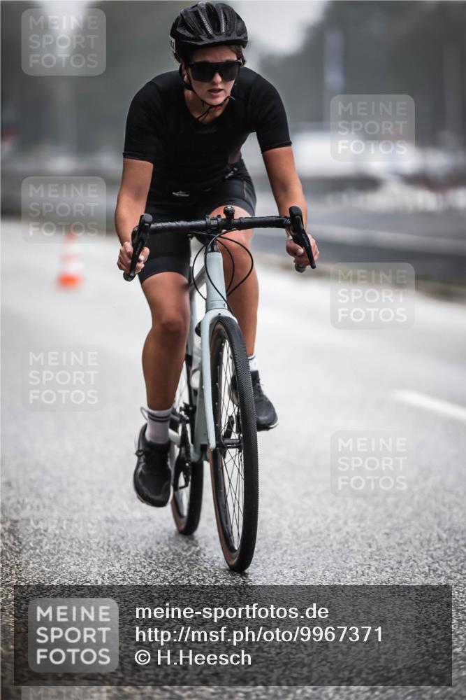 16.08.2026 - KN Förde Triathlon 2026 H.Heesch http://msf.ph/oto/9967371 16.08.2026 09:39:14 Radfahren 103, 117, 118, 177, 194, 203, 260 meine-sportfotos.de