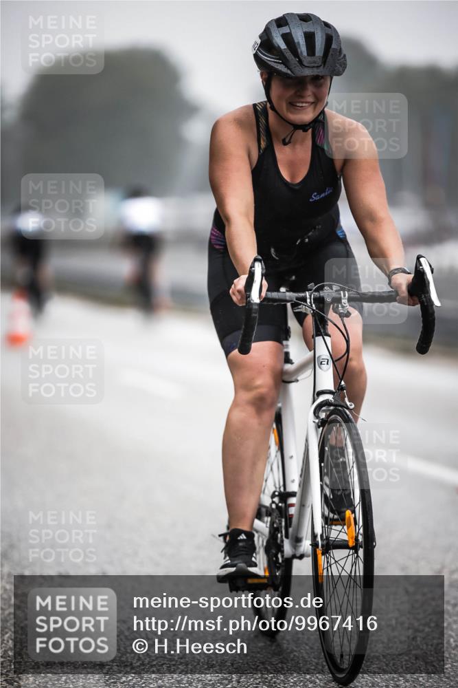16.08.2026 - KN Förde Triathlon 2026 H.Heesch http://msf.ph/oto/9967416 16.08.2026 09:39:22 Radfahren 112, 179, 204 meine-sportfotos.de