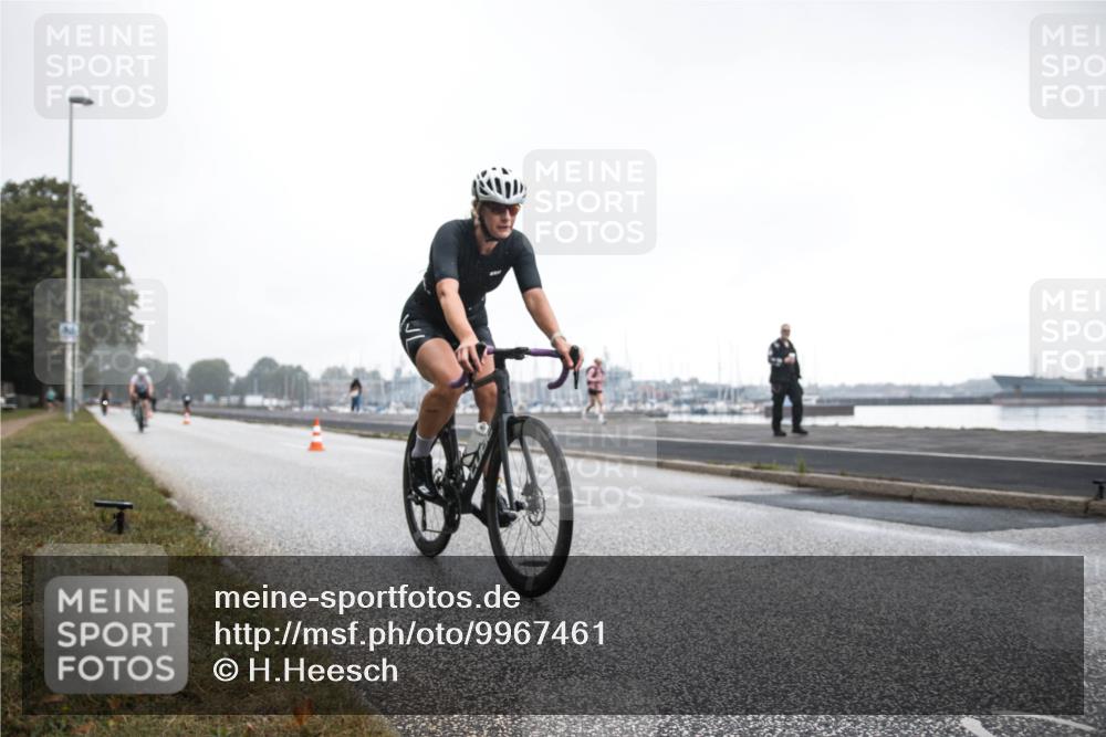 16.08.2026 - KN Förde Triathlon 2026 H.Heesch http://msf.ph/oto/9967461 16.08.2026 09:27:30 Radfahren 119, 121, 138, 171, 172, 176, 180, 189, 230 meine-sportfotos.de