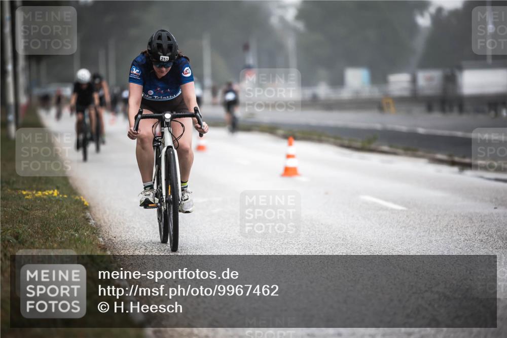 16.08.2026 - KN Förde Triathlon 2026 H.Heesch http://msf.ph/oto/9967462 16.08.2026 09:39:36 Radfahren 119, 227, 253 meine-sportfotos.de