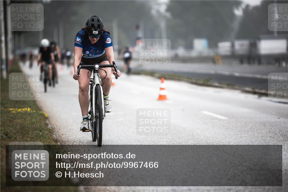 16.08.2026 - KN Förde Triathlon 2026 H.Heesch http://msf.ph/oto/9967466 16.08.2026 09:39:36 Radfahren 119, 227, 253 meine-sportfotos.de