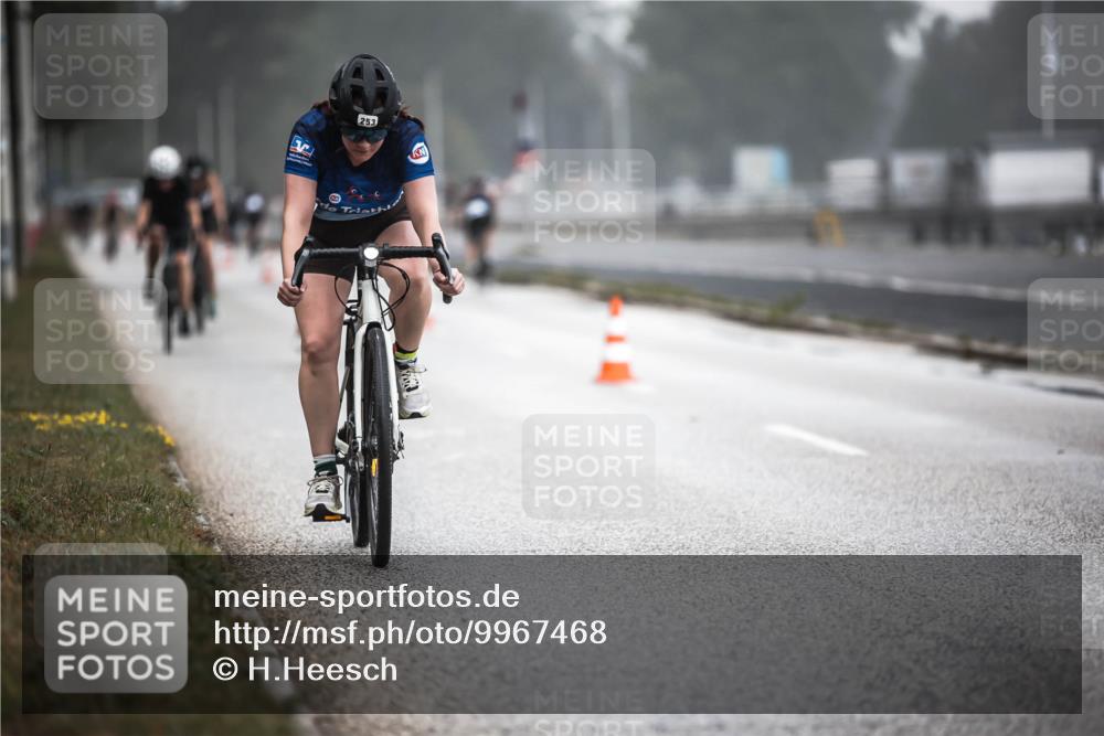 16.08.2026 - KN Förde Triathlon 2026 H.Heesch http://msf.ph/oto/9967468 16.08.2026 09:39:37 Radfahren 119, 227, 242, 253, 537 meine-sportfotos.de