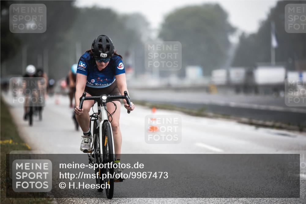 16.08.2026 - KN Förde Triathlon 2026 H.Heesch http://msf.ph/oto/9967473 16.08.2026 09:39:37 Radfahren 119, 227, 242, 253, 537 meine-sportfotos.de