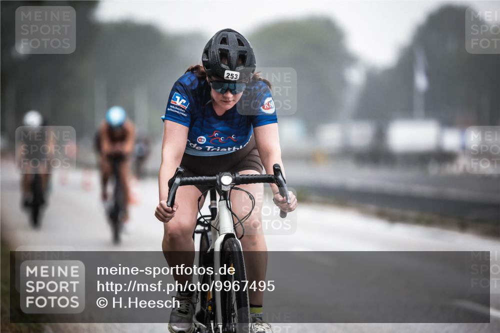 16.08.2026 - KN Förde Triathlon 2026 H.Heesch http://msf.ph/oto/9967495 16.08.2026 09:39:38 Radfahren 119, 227, 242, 253, 537 meine-sportfotos.de