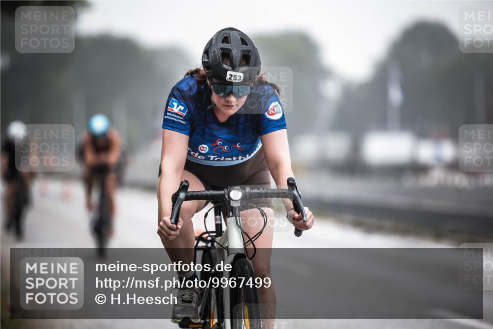 16.08.2026 - KN Förde Triathlon 2026 H.Heesch http://msf.ph/oto/9967499 16.08.2026 09:39:38 Radfahren 119, 227, 242, 253, 537 meine-sportfotos.de