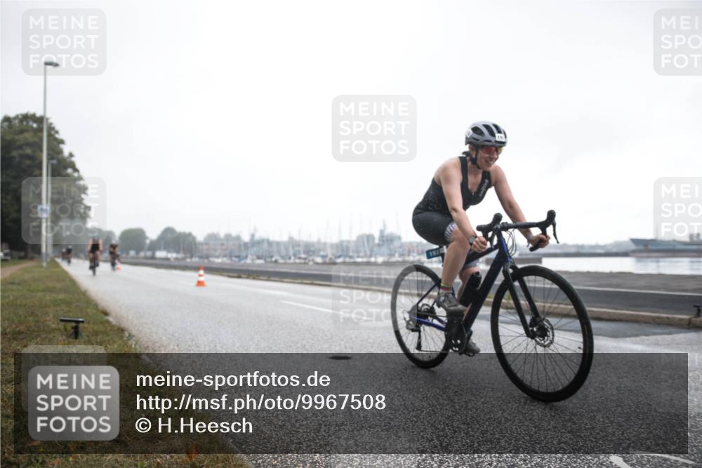 16.08.2026 - KN Förde Triathlon 2026 H.Heesch http://msf.ph/oto/9967508 16.08.2026 09:28:03 Radfahren 103, 110, 113, 114, 146, 164, 174, 190, 192, 194, 198, 239 meine-sportfotos.de