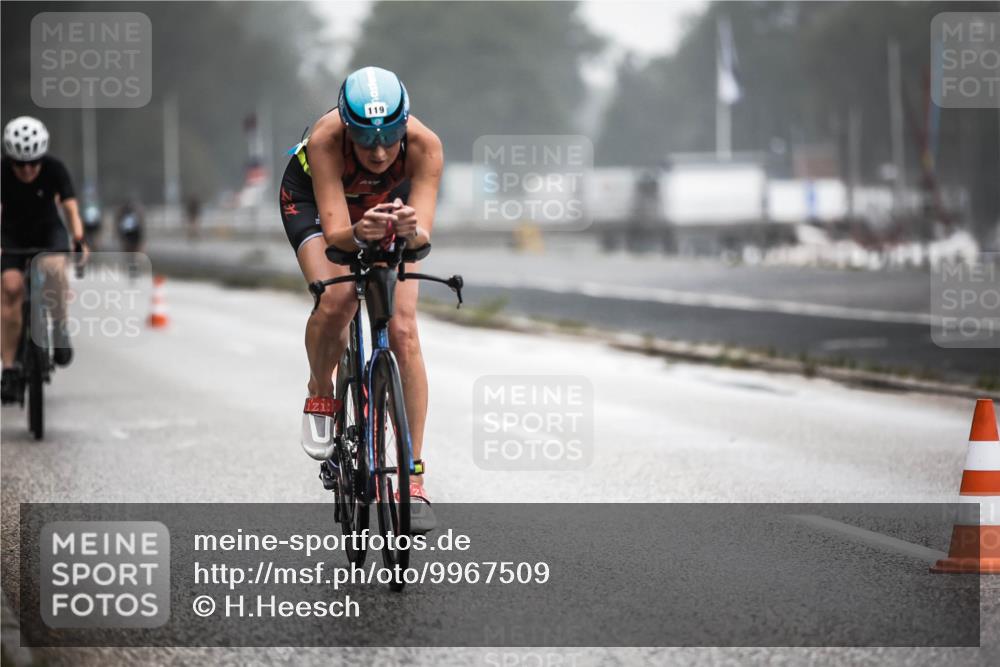 16.08.2026 - KN Förde Triathlon 2026 H.Heesch http://msf.ph/oto/9967509 16.08.2026 09:39:39 Radfahren 119, 227, 242, 253, 537 meine-sportfotos.de