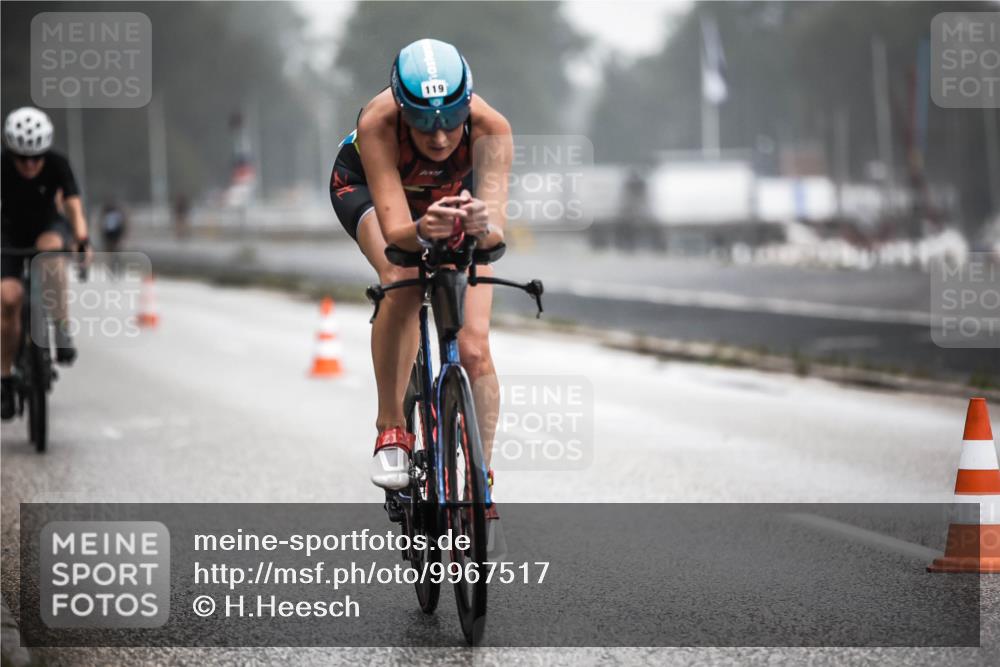 16.08.2026 - KN Förde Triathlon 2026 H.Heesch http://msf.ph/oto/9967517 16.08.2026 09:39:39 Radfahren 119, 227, 242, 253, 537 meine-sportfotos.de