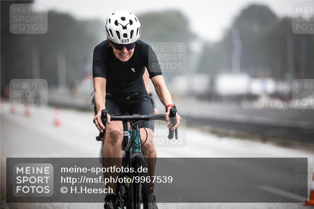 16.08.2026 - KN Förde Triathlon 2026 H.Heesch http://msf.ph/oto/9967539 16.08.2026 09:39:41 Radfahren 119, 227, 242, 253, 537 meine-sportfotos.de