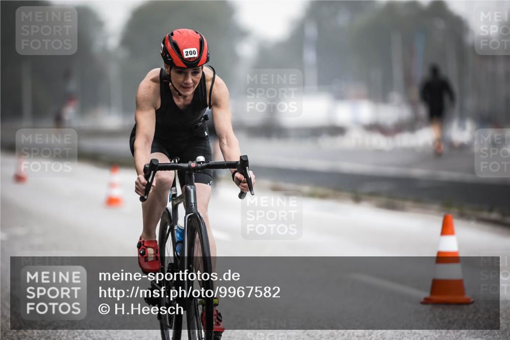 16.08.2026 - KN Förde Triathlon 2026 H.Heesch http://msf.ph/oto/9967582 16.08.2026 09:39:50 Radfahren 167, 200, 217 meine-sportfotos.de