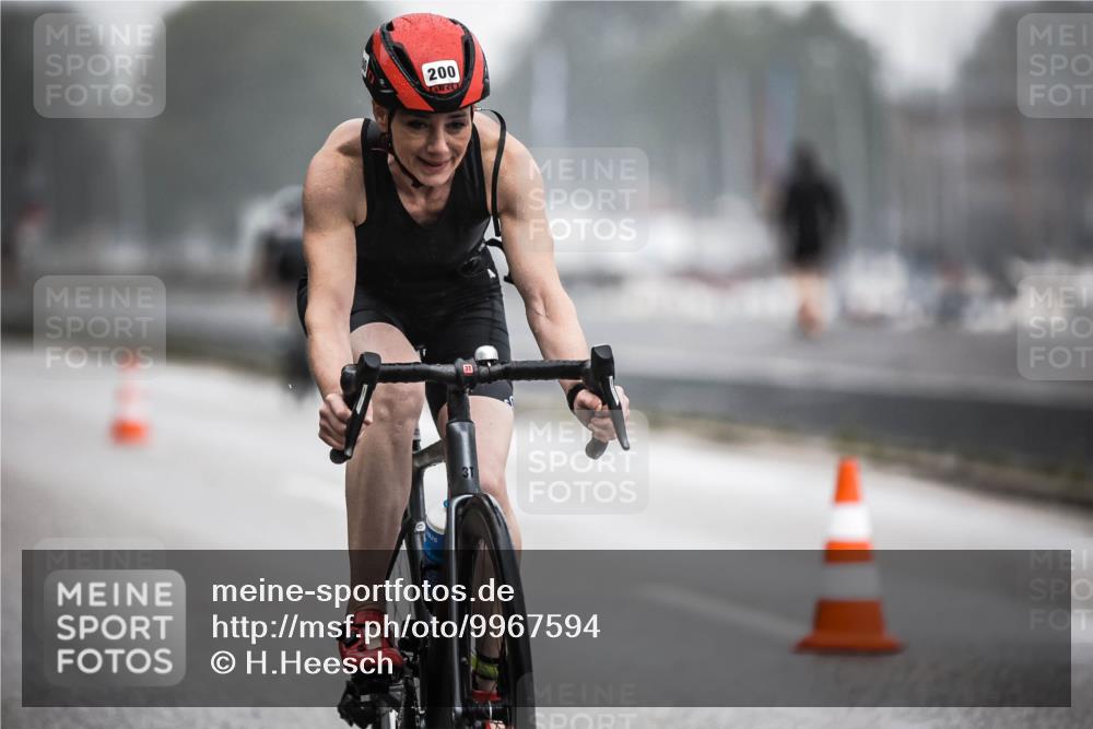 16.08.2026 - KN Förde Triathlon 2026 H.Heesch http://msf.ph/oto/9967594 16.08.2026 09:39:50 Radfahren 167, 200, 217 meine-sportfotos.de