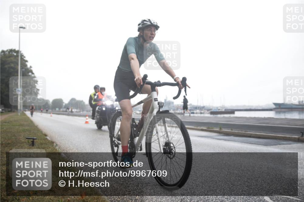 16.08.2026 - KN Förde Triathlon 2026 H.Heesch http://msf.ph/oto/9967609 16.08.2026 09:30:31 Radfahren 110, 113, 159, 179, 204, 219 meine-sportfotos.de