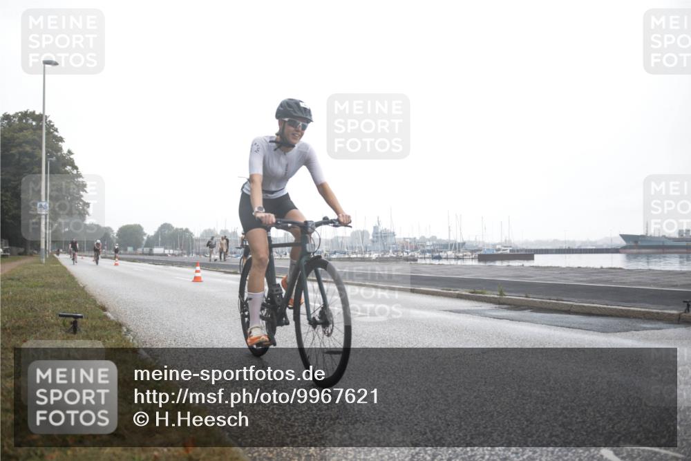 16.08.2026 - KN Förde Triathlon 2026 H.Heesch http://msf.ph/oto/9967621 16.08.2026 09:30:47 Radfahren 129, 160, 194, 205, 239, 248 meine-sportfotos.de