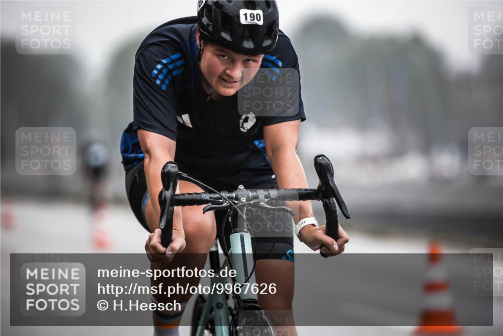 16.08.2026 - KN Förde Triathlon 2026 H.Heesch http://msf.ph/oto/9967626 16.08.2026 09:39:57 Radfahren 190 meine-sportfotos.de