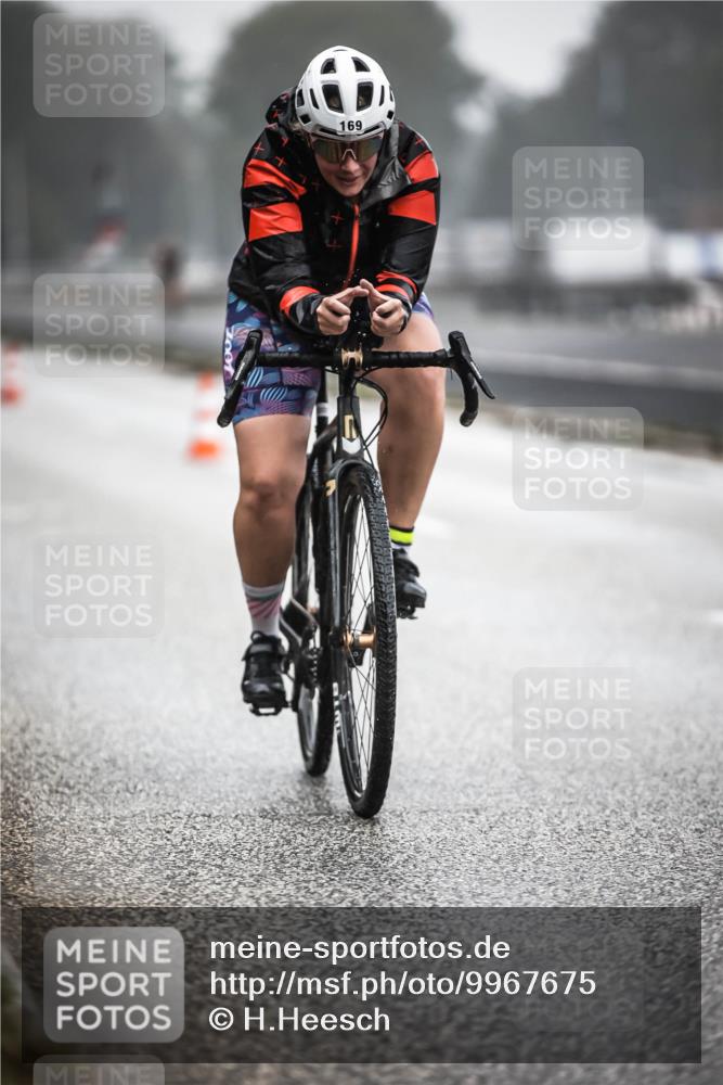 16.08.2026 - KN Förde Triathlon 2026 H.Heesch http://msf.ph/oto/9967675 16.08.2026 09:40:09 Radfahren 146, 159, 169, 214 meine-sportfotos.de