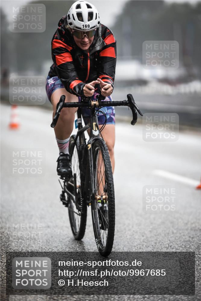 16.08.2026 - KN Förde Triathlon 2026 H.Heesch http://msf.ph/oto/9967685 16.08.2026 09:40:09 Radfahren 146, 159, 169, 214 meine-sportfotos.de