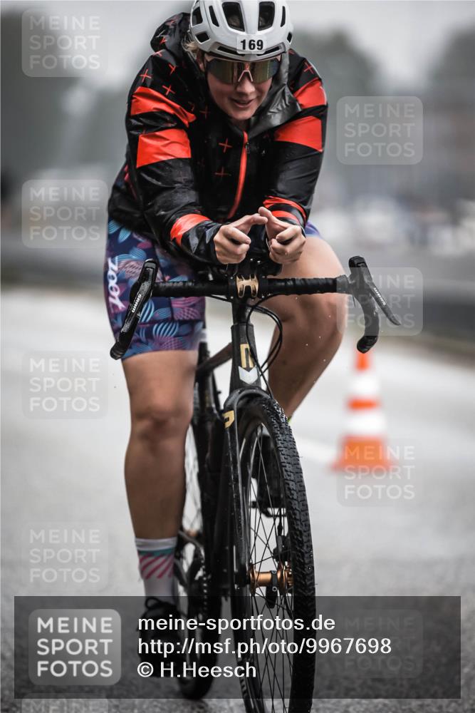 16.08.2026 - KN Förde Triathlon 2026 H.Heesch http://msf.ph/oto/9967698 16.08.2026 09:40:10 Radfahren 159, 160, 169, 214 meine-sportfotos.de