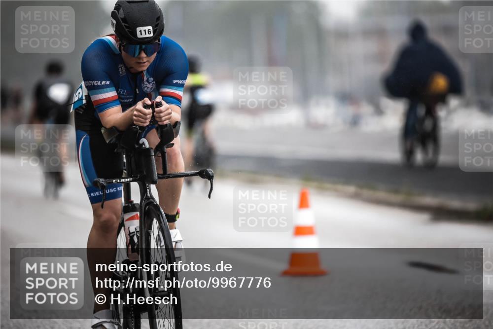 16.08.2026 - KN Förde Triathlon 2026 H.Heesch http://msf.ph/oto/9967776 16.08.2026 09:40:17 Radfahren 110, 113, 116, 121, 148, 160, 206 meine-sportfotos.de