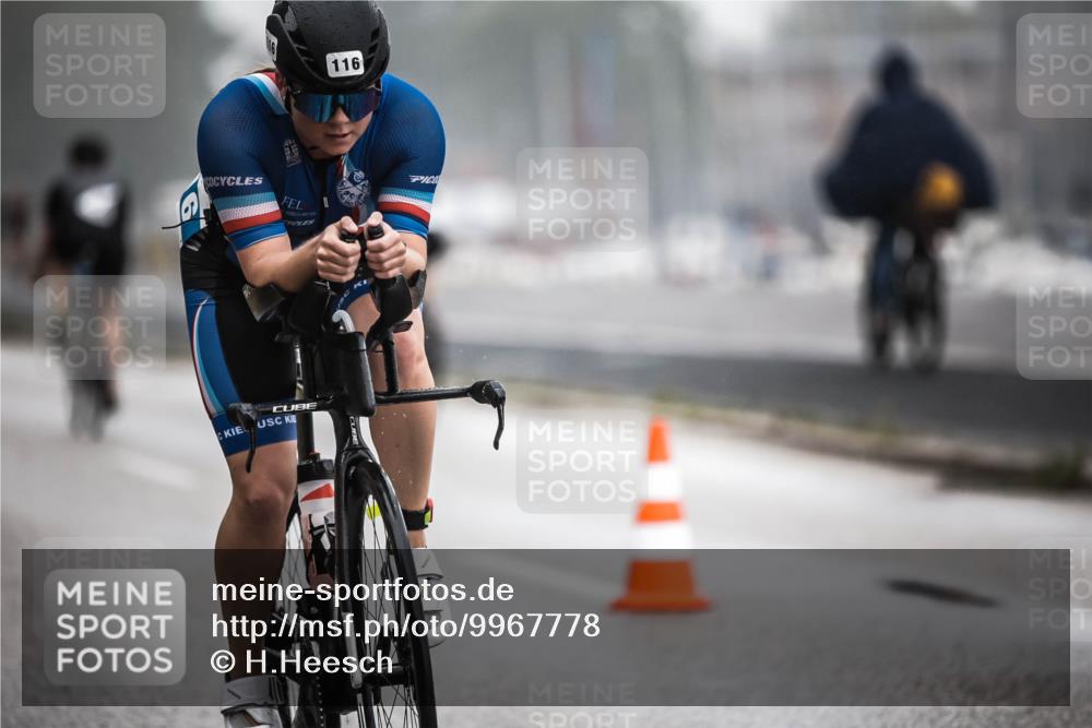 16.08.2026 - KN Förde Triathlon 2026 H.Heesch http://msf.ph/oto/9967778 16.08.2026 09:40:17 Radfahren 110, 113, 116, 121, 148, 160, 206 meine-sportfotos.de