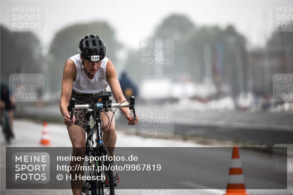 16.08.2026 - KN Förde Triathlon 2026 H.Heesch http://msf.ph/oto/9967819 16.08.2026 09:40:22 Radfahren 106, 110, 121, 127, 140, 142, 176, 191, 206 meine-sportfotos.de