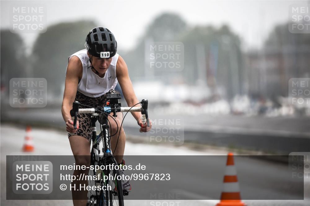 16.08.2026 - KN Förde Triathlon 2026 H.Heesch http://msf.ph/oto/9967823 16.08.2026 09:40:23 Radfahren 106, 110, 121, 127, 140, 142, 176, 191, 206 meine-sportfotos.de