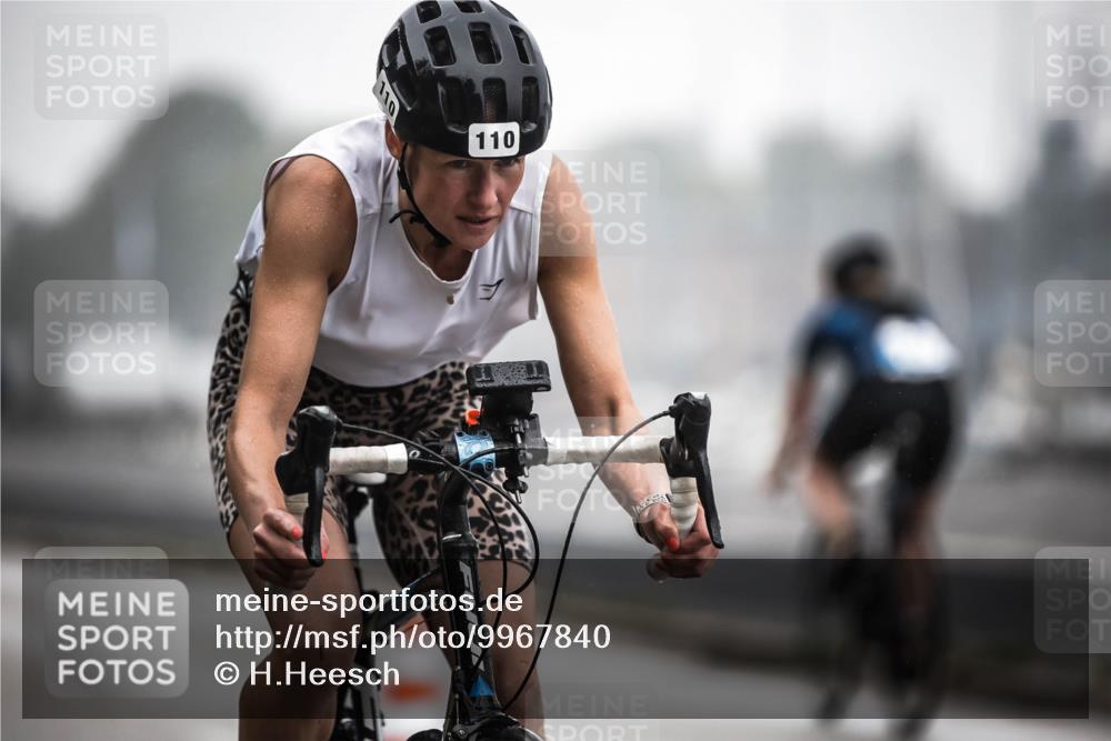 16.08.2026 - KN Förde Triathlon 2026 H.Heesch http://msf.ph/oto/9967840 16.08.2026 09:40:23 Radfahren 106, 110, 121, 127, 140, 142, 176, 191, 206 meine-sportfotos.de
