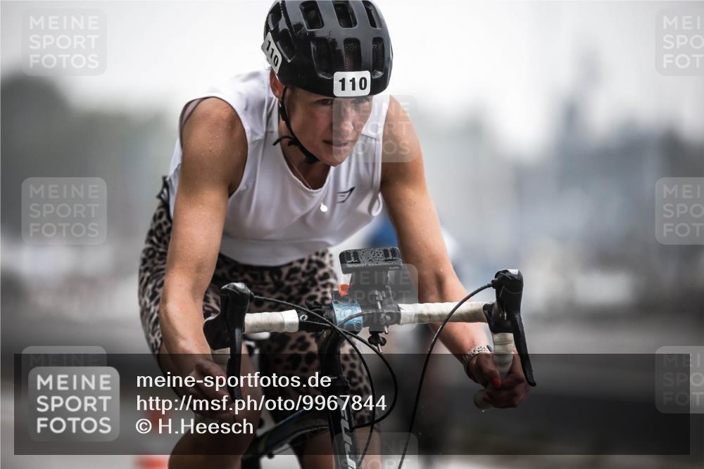 16.08.2026 - KN Förde Triathlon 2026 H.Heesch http://msf.ph/oto/9967844 16.08.2026 09:40:23 Radfahren 106, 110, 121, 127, 140, 142, 176, 191, 206 meine-sportfotos.de
