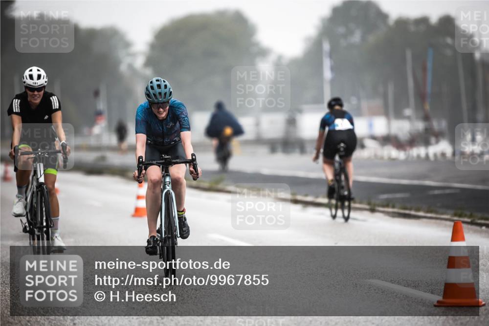 16.08.2026 - KN Förde Triathlon 2026 H.Heesch http://msf.ph/oto/9967855 16.08.2026 09:40:24 Radfahren 106, 110, 127, 140, 142, 176, 191, 206 meine-sportfotos.de
