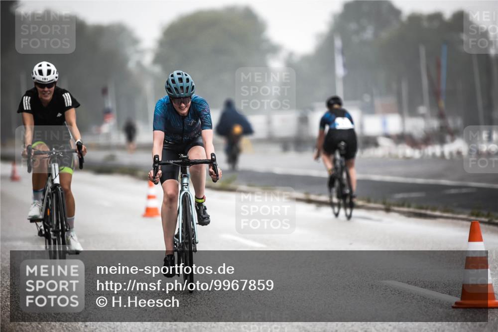 16.08.2026 - KN Förde Triathlon 2026 H.Heesch http://msf.ph/oto/9967859 16.08.2026 09:40:25 Radfahren 106, 110, 127, 140, 142, 176, 191 meine-sportfotos.de