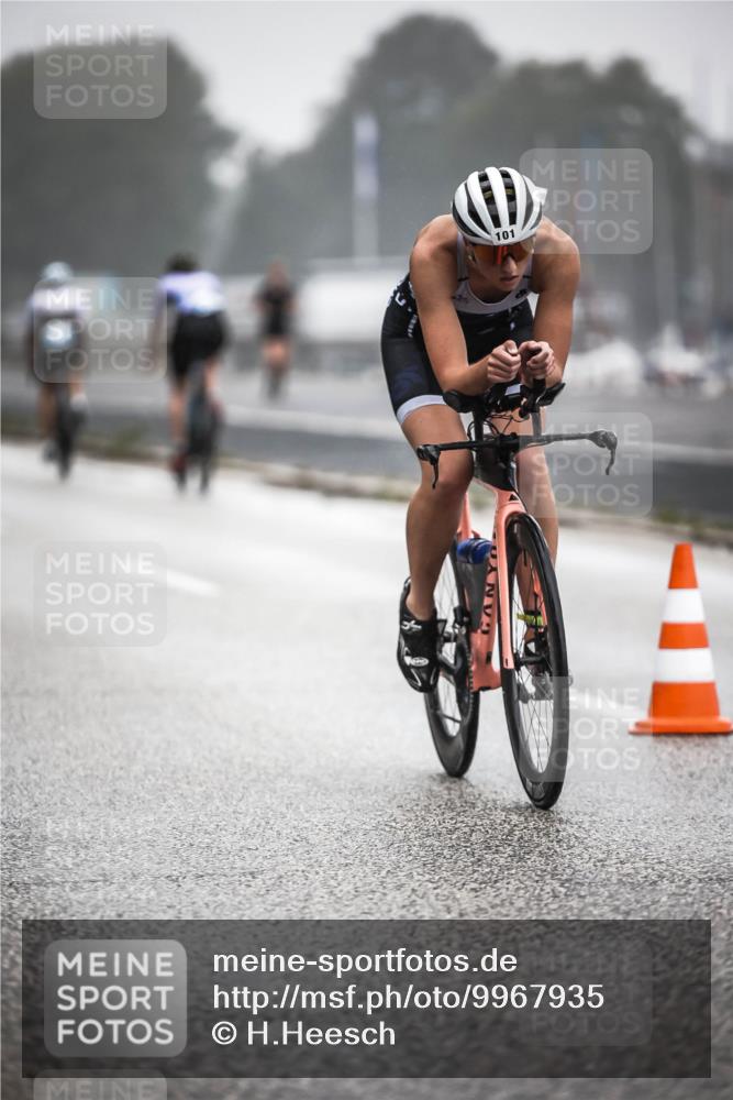 16.08.2026 - KN Förde Triathlon 2026 H.Heesch http://msf.ph/oto/9967935 16.08.2026 09:40:34 Radfahren 133, 163, 199, 201, 230, 232 meine-sportfotos.de