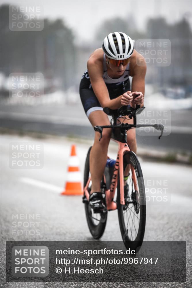 16.08.2026 - KN Förde Triathlon 2026 H.Heesch http://msf.ph/oto/9967947 16.08.2026 09:40:35 Radfahren 163, 199, 201, 230, 232 meine-sportfotos.de
