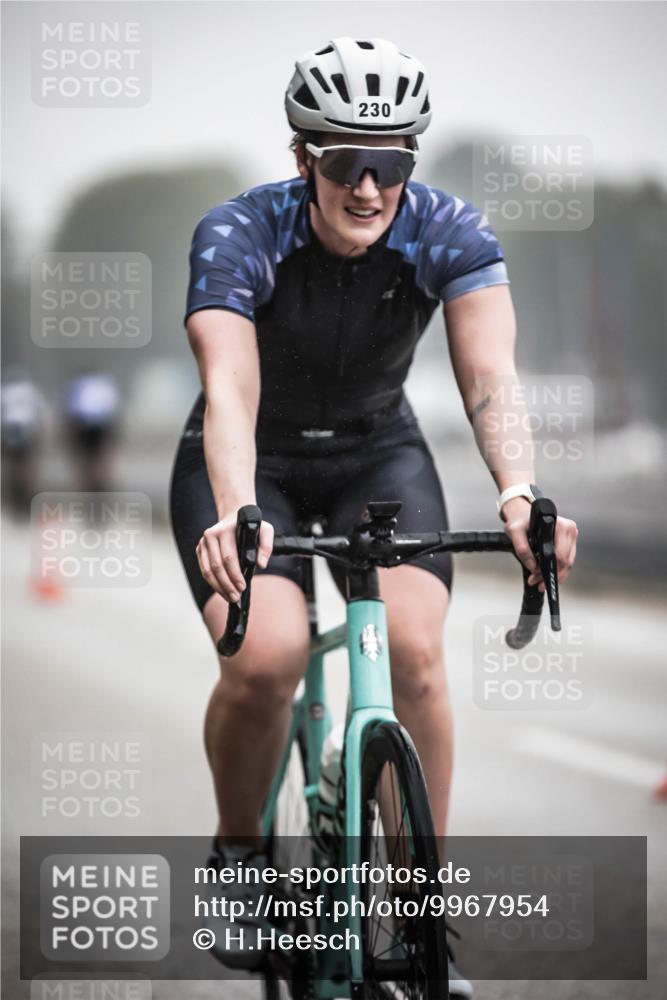 16.08.2026 - KN Förde Triathlon 2026 H.Heesch http://msf.ph/oto/9967954 16.08.2026 09:40:36 Radfahren 163, 199, 201, 230, 232 meine-sportfotos.de