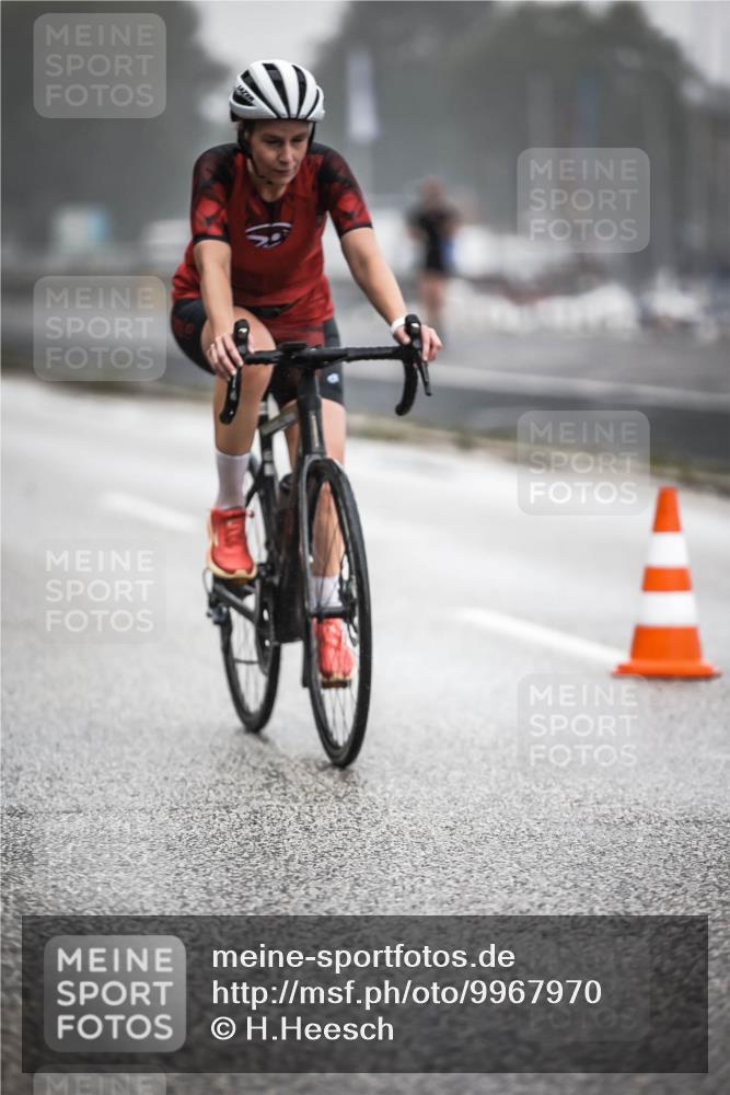 16.08.2026 - KN Förde Triathlon 2026 H.Heesch http://msf.ph/oto/9967970 16.08.2026 09:40:41 Radfahren 139, 184, 232 meine-sportfotos.de