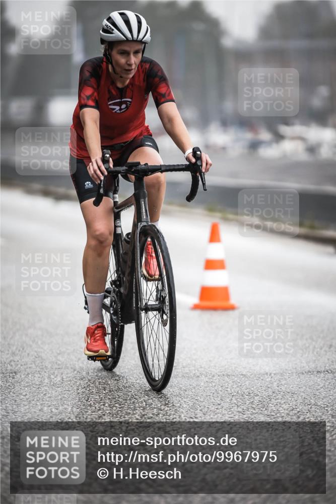16.08.2026 - KN Förde Triathlon 2026 H.Heesch http://msf.ph/oto/9967975 16.08.2026 09:40:41 Radfahren 139, 184, 232 meine-sportfotos.de