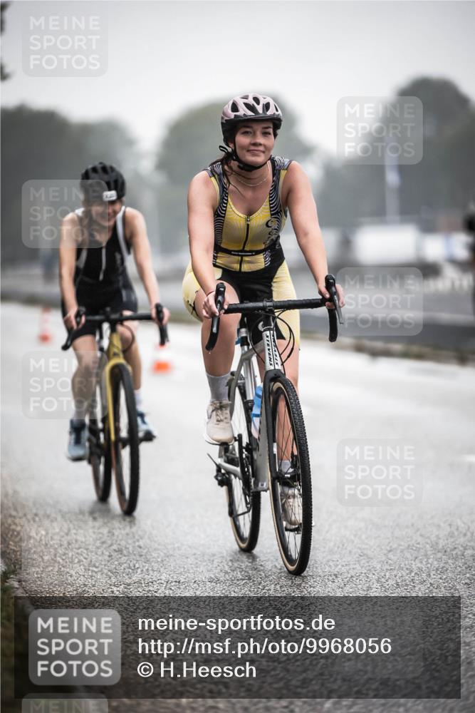 16.08.2026 - KN Förde Triathlon 2026 H.Heesch http://msf.ph/oto/9968056 16.08.2026 09:41:18 Radfahren 149, 205, 233, 234, 240, 264 meine-sportfotos.de